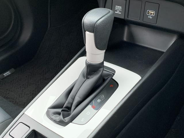 フィット ベーシック ホンダセンシング・パーキングセンサー・純正フロアマット・電子パーキングブレーキ・オートブレーキホールド・オートハロゲンヘッドライト・サイドカーテンエアバック・(21枚目)