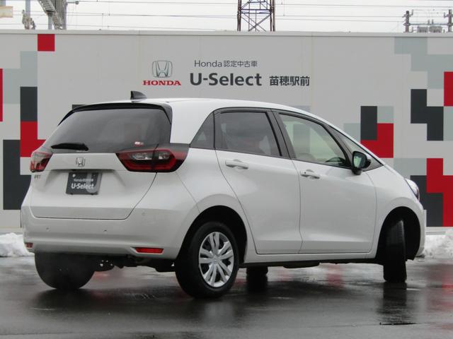 フィット ベーシック ホンダセンシング・パーキングセンサー・純正フロアマット・電子パーキングブレーキ・オートブレーキホールド・オートハロゲンヘッドライト・サイドカーテンエアバック・(43枚目)