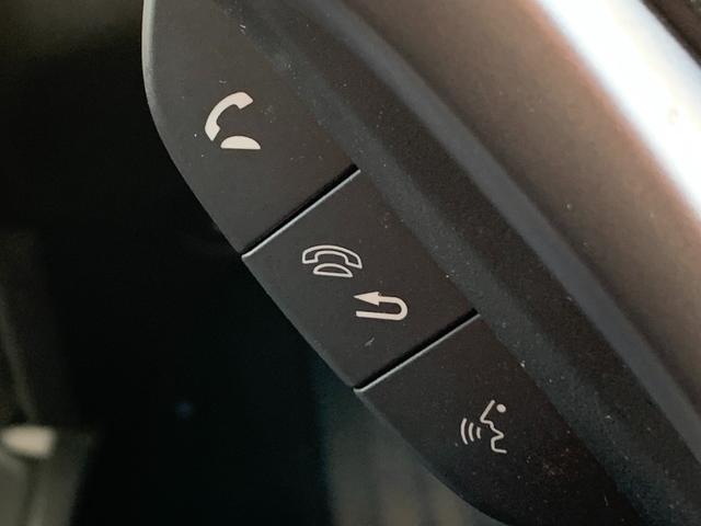 フィットハイブリッド Ｓホンダセンシング　ホンダセンシング・純正ナビ・フルセグ・ＣＤ／ＤＶＤ・Ｂｌｕｅｔｏｏｔｈ接続・バックカメラ・純正エンジンスターター・純正フロアマット・社外ドライブレコーダー前後・アームレスト・ドアバイザー・ＥＴＣ・（8枚目）