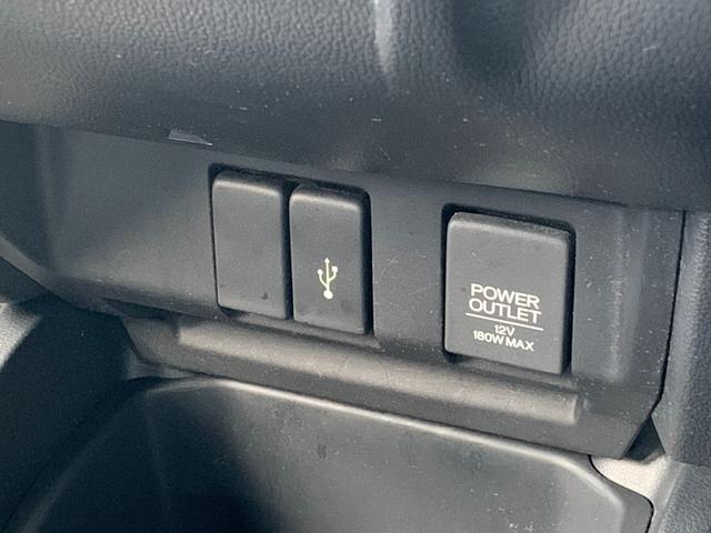 フィットハイブリッド Ｓホンダセンシング　ホンダセンシング・純正ナビ・フルセグ・ＣＤ／ＤＶＤ・Ｂｌｕｅｔｏｏｔｈ接続・バックカメラ・純正エンジンスターター・純正フロアマット・社外ドライブレコーダー前後・アームレスト・ドアバイザー・ＥＴＣ・（22枚目）