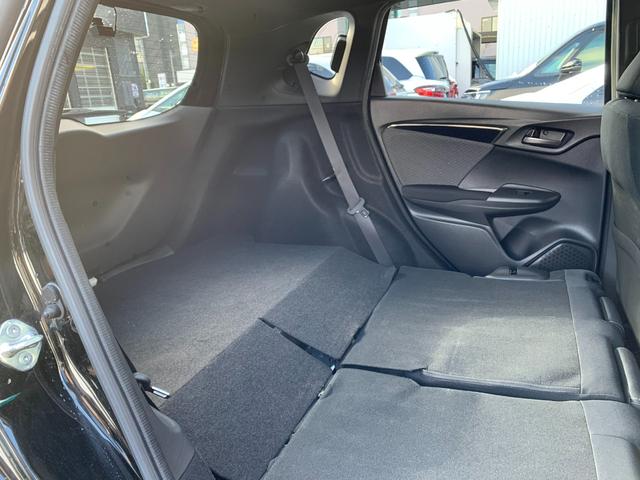 フィットハイブリッド Ｓホンダセンシング　ホンダセンシング・純正ナビ・フルセグ・ＣＤ／ＤＶＤ・Ｂｌｕｅｔｏｏｔｈ接続・バックカメラ・純正エンジンスターター・純正フロアマット・社外ドライブレコーダー前後・アームレスト・ドアバイザー・ＥＴＣ・（38枚目）