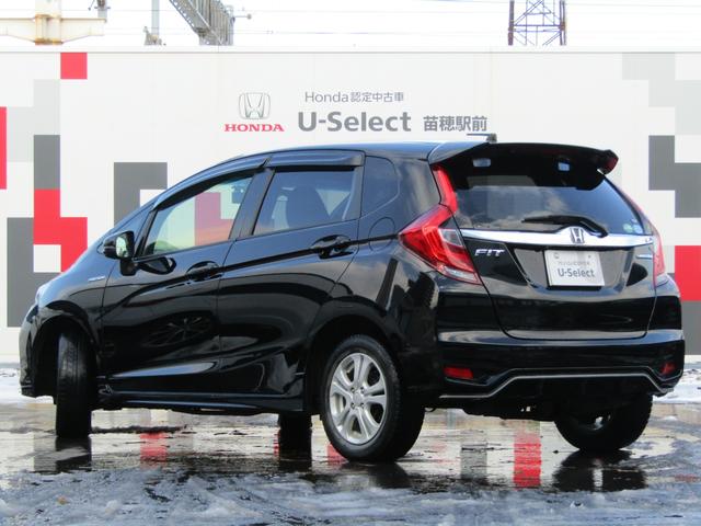 フィットハイブリッド Ｓホンダセンシング　ホンダセンシング・純正ナビ・フルセグ・ＣＤ／ＤＶＤ・Ｂｌｕｅｔｏｏｔｈ接続・バックカメラ・純正エンジンスターター・純正フロアマット・社外ドライブレコーダー前後・アームレスト・ドアバイザー・ＥＴＣ・（45枚目）