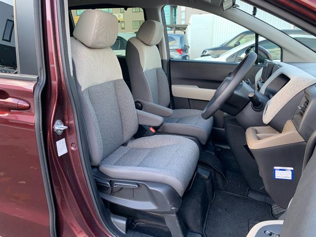 フリード ｅ：ＨＥＶエアー　当社レンタカーアップ・純正ナビ・フルセグ・ＵＳＢ接続・Ｂｌｕｅｔｏｏｔｈ接続・バックカメラ・社外前側ドライブレコーダー・オートＬＥＤヘッドライト・両側電動スライドドア・パーキングセンサー・ＥＴＣ・（33枚目）