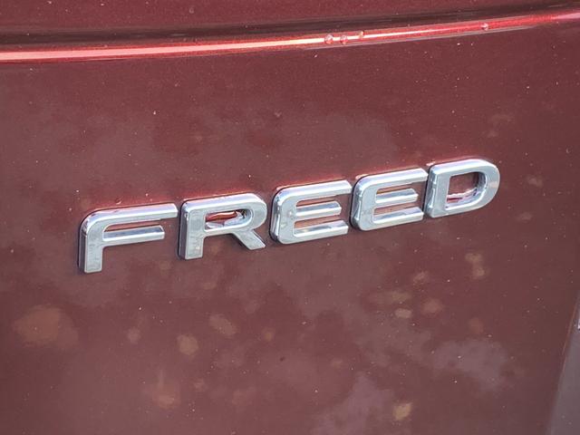 フリード ｅ：ＨＥＶエアー　当社レンタカーアップ・純正ナビ・フルセグ・ＵＳＢ接続・Ｂｌｕｅｔｏｏｔｈ接続・バックカメラ・社外前側ドライブレコーダー・オートＬＥＤヘッドライト・両側電動スライドドア・パーキングセンサー・ＥＴＣ・（47枚目）