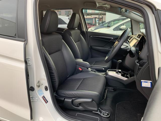 フィット １３Ｇ・Ｌパッケージ　純正ナビ・ＣＤ・ＵＳＢ接続・Ｂｌｕｅｔｏｏｔｈ接続・バックカメラ・純正フロアマット・サイドカーテンエアバック・オートエアコン・オートヘッドライト・社外アルミホイール４本・純性スチールホイール４本（32枚目）