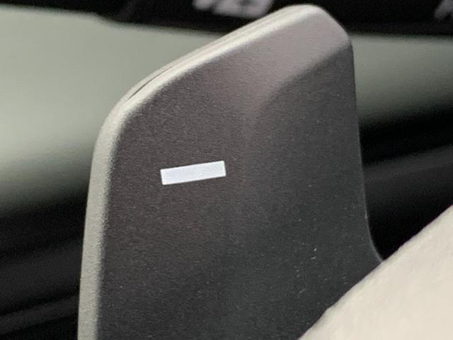 ヴェゼル e:HEVX・HuNTパッケージ 前列シートヒーター・オートエアコン・純正ナビ・フルセグ・CD/DVD/Bluetooth接続・バックカメラ・オートLEDヘッドライト・電子パーキングブレーキ・オートブレーキホールド(8枚目)