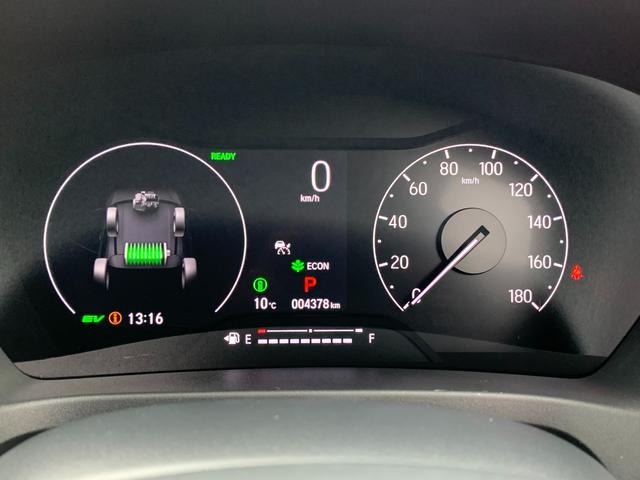 ヴェゼル e:HEVX・HuNTパッケージ 前列シートヒーター・オートエアコン・純正ナビ・フルセグ・CD/DVD/Bluetooth接続・バックカメラ・オートLEDヘッドライト・電子パーキングブレーキ・オートブレーキホールド(11枚目)