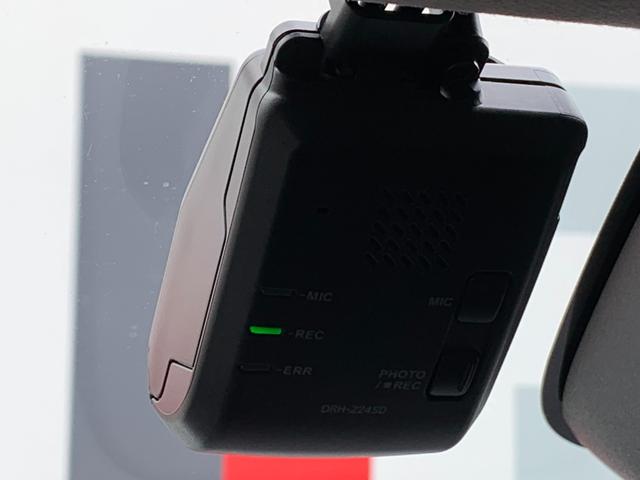 ヴェゼル e:HEVX・HuNTパッケージ 前列シートヒーター・オートエアコン・純正ナビ・フルセグ・CD/DVD/Bluetooth接続・バックカメラ・オートLEDヘッドライト・電子パーキングブレーキ・オートブレーキホールド(33枚目)