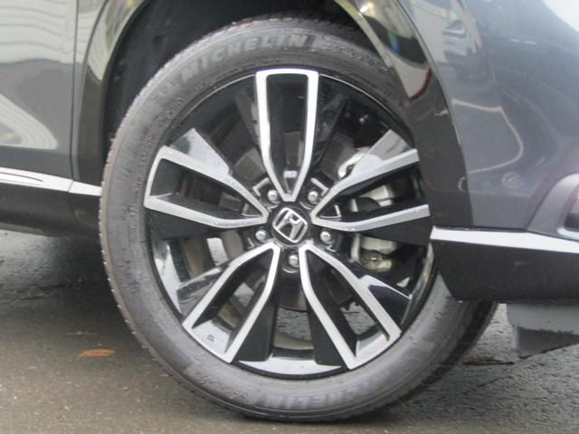 ヴェゼル ｅ：ＨＥＶＺ　Ｈｏｎｄａコネクトディスプレイ・フルセグ・バックカメラ・パーキングセンサー・ドアバイザー・アームレスト・純正フロアマット・オートＬＥＤヘッドライト・前列シートヒーター・電子パーキングブレーキ・ＥＴＣ・（66枚目）