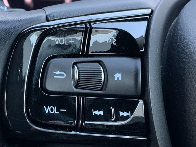 ヴェゼル ｅ：ＨＥＶＺ　ホンダセンシング・純正ナビ・フルセグ・ＣＤ／ＤＶＤ・Ｂｌｕｅｔｏｏｔｈ接続・バックカメラ・純正ドライブレコーダー前後・純正フロアマット・前列シートヒーター・オートＬＥＤヘッドライト・純正ＥＴＣ２．０・（7枚目）