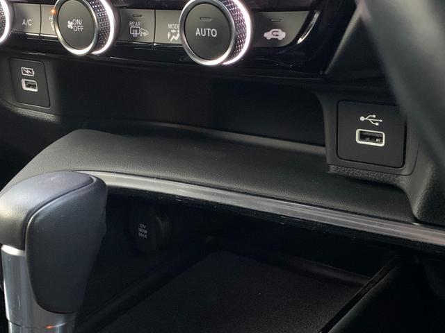 ヴェゼル ｅ：ＨＥＶＺ　ホンダセンシング・純正ナビ・フルセグ・ＣＤ／ＤＶＤ・Ｂｌｕｅｔｏｏｔｈ接続・バックカメラ・純正ドライブレコーダー前後・純正フロアマット・前列シートヒーター・オートＬＥＤヘッドライト・純正ＥＴＣ２．０・（20枚目）