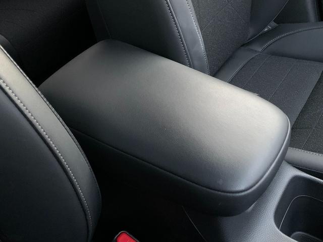 ヴェゼル ｅ：ＨＥＶＺ　ホンダセンシング・純正ナビ・フルセグ・ＣＤ／ＤＶＤ・Ｂｌｕｅｔｏｏｔｈ接続・バックカメラ・純正ドライブレコーダー前後・純正フロアマット・前列シートヒーター・オートＬＥＤヘッドライト・純正ＥＴＣ２．０・（25枚目）