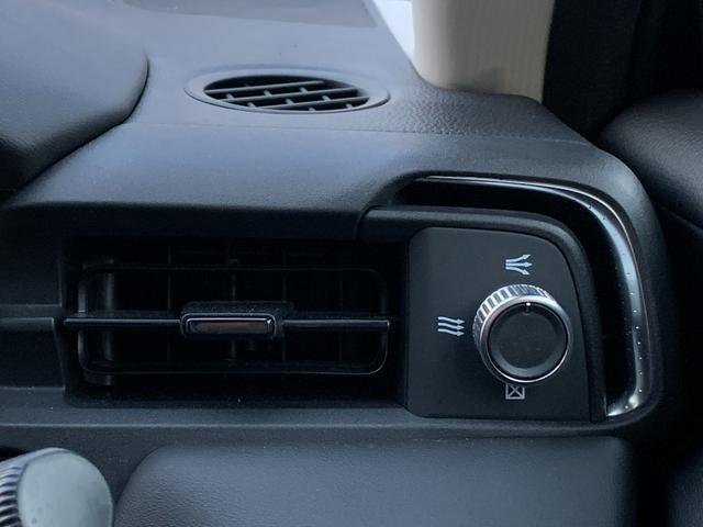 ヴェゼル ｅ：ＨＥＶＺ　ホンダセンシング・純正ナビ・フルセグ・ＣＤ／ＤＶＤ・Ｂｌｕｅｔｏｏｔｈ接続・バックカメラ・純正ドライブレコーダー前後・純正フロアマット・前列シートヒーター・オートＬＥＤヘッドライト・純正ＥＴＣ２．０・（27枚目）