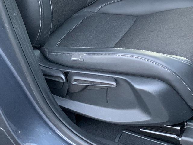 ヴェゼル ｅ：ＨＥＶＺ　ホンダセンシング・純正ナビ・フルセグ・ＣＤ／ＤＶＤ・Ｂｌｕｅｔｏｏｔｈ接続・バックカメラ・純正ドライブレコーダー前後・純正フロアマット・前列シートヒーター・オートＬＥＤヘッドライト・純正ＥＴＣ２．０・（36枚目）