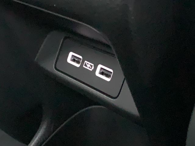 ヴェゼル ｅ：ＨＥＶＺ　ホンダセンシング・純正ナビ・フルセグ・ＣＤ／ＤＶＤ・Ｂｌｕｅｔｏｏｔｈ接続・バックカメラ・純正ドライブレコーダー前後・純正フロアマット・前列シートヒーター・オートＬＥＤヘッドライト・純正ＥＴＣ２．０・（42枚目）