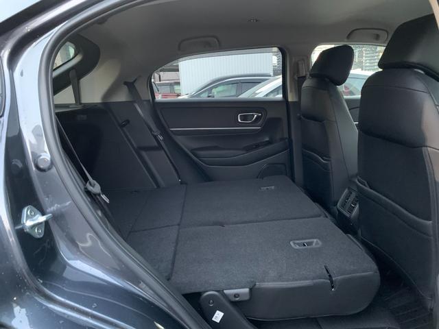 ヴェゼル ｅ：ＨＥＶＺ　ホンダセンシング・純正ナビ・フルセグ・ＣＤ／ＤＶＤ・Ｂｌｕｅｔｏｏｔｈ接続・バックカメラ・純正ドライブレコーダー前後・純正フロアマット・前列シートヒーター・オートＬＥＤヘッドライト・純正ＥＴＣ２．０・（45枚目）