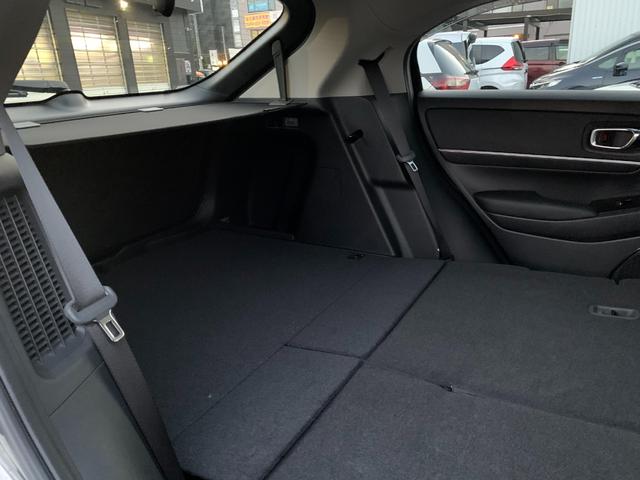 ヴェゼル ｅ：ＨＥＶＺ　ホンダセンシング・純正ナビ・フルセグ・ＣＤ／ＤＶＤ・Ｂｌｕｅｔｏｏｔｈ接続・バックカメラ・純正ドライブレコーダー前後・純正フロアマット・前列シートヒーター・オートＬＥＤヘッドライト・純正ＥＴＣ２．０・（46枚目）