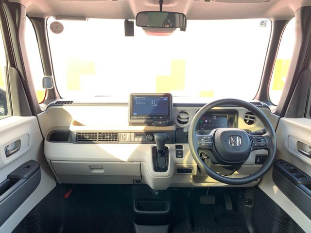 Ｎ－ＢＯＸ ベースグレード　当社整備代車アップ・ホンダセンシング・純正ナビ・フルセグ・ＵＳＢ接続・Ｂｌｕｅｔｏｏｔｈ接続・パーキングセンサー・電子パーキングブレーキ・オートブレーキホールド・前列シートヒーター・純正フロアマット・（3枚目）