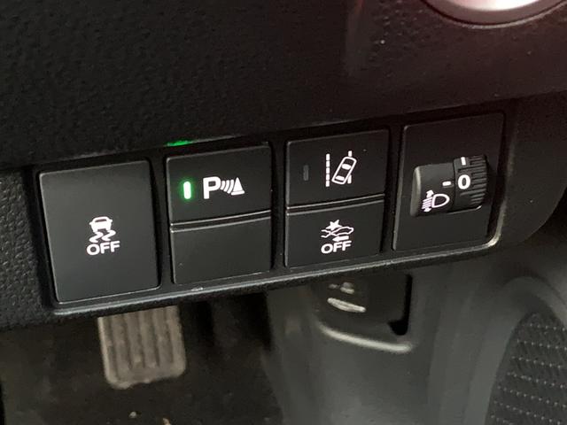 N-WGNカスタム L・ターボ 社外ナビ・フルセグ・USB接続・Bluetooth接続・バックカメラ・Bluetooth接続・純正エンジンスターター・純正フロアマット・サイドカーテンエアバック・オートLEDヘッドライト・ETC・(27枚目)