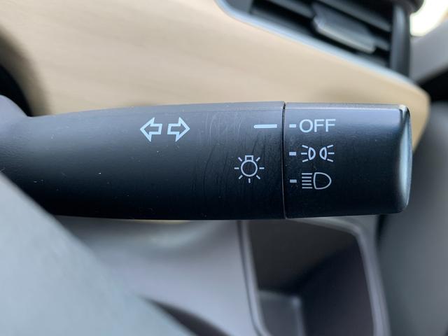 フリード Ｇ・ホンダセンシング　ホンダセンシング・純正ナビ・フルセグ・ＣＤ／ＤＶＤ・Ｂｌｕｅｔｏｏｔｈ接続・純正エンジンスターター・社外ドライブレコーダー前後・純正フロアマット・両側電動スライドドア・オートエアコン・ハロゲンライト・（9枚目）