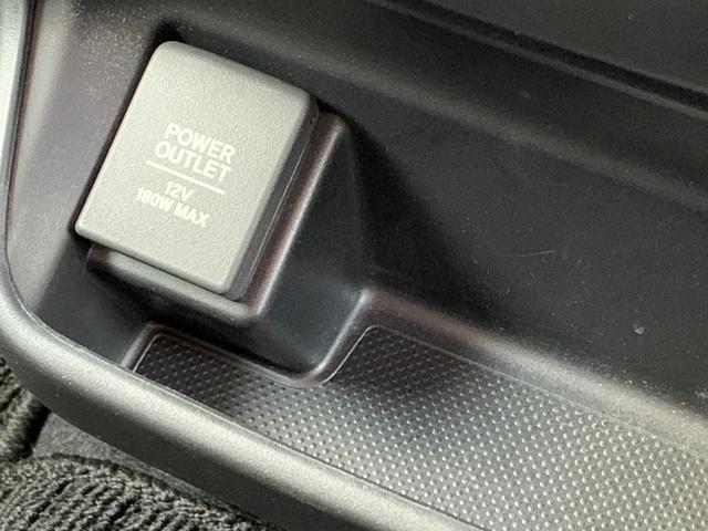 フリード＋ハイブリッド ハイブリッドＧ・ホンダセンシング　ホンダセンシング・純正ナビ・フルセグ・ＣＤ／ＤＶＤ・Ｂｌｕｅｔｏｏｔｈ接続・バックカメラ・両側電動スライドドア・左側サイドステップ・純正エンジンスターター・前列シートヒーター・純正フロアマット・ＥＴＣ（25枚目）