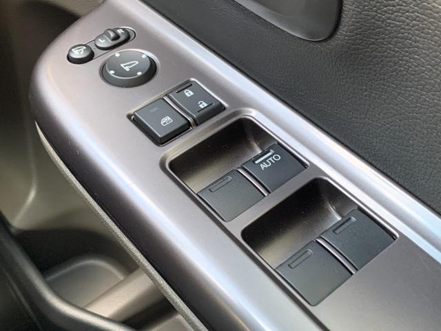 フリード＋ハイブリッド ハイブリッドＧ・ホンダセンシング　ホンダセンシング・純正ナビ・フルセグ・ＣＤ／ＤＶＤ・Ｂｌｕｅｔｏｏｔｈ接続・バックカメラ・両側電動スライドドア・左側サイドステップ・純正エンジンスターター・前列シートヒーター・純正フロアマット・ＥＴＣ（32枚目）