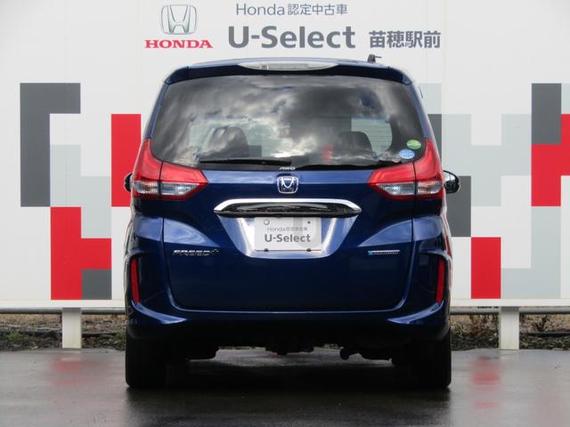 フリード＋ハイブリッド ハイブリッドＧ・ホンダセンシング　ホンダセンシング・純正ナビ・フルセグ・ＣＤ／ＤＶＤ・Ｂｌｕｅｔｏｏｔｈ接続・バックカメラ・両側電動スライドドア・左側サイドステップ・純正エンジンスターター・前列シートヒーター・純正フロアマット・ＥＴＣ（60枚目）