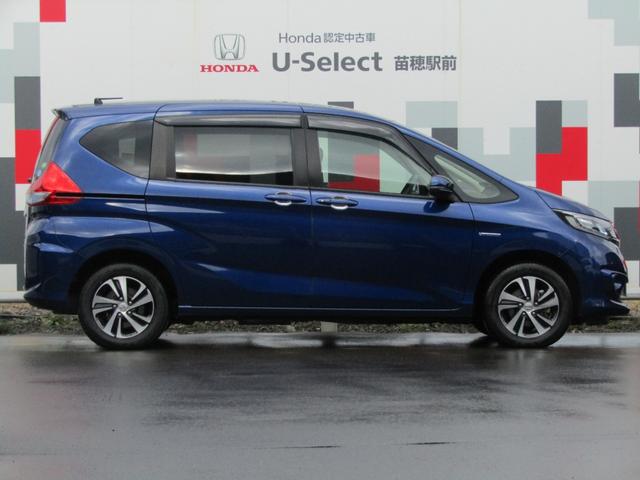 フリード＋ハイブリッド ハイブリッドＧ・ホンダセンシング　ホンダセンシング・純正ナビ・フルセグ・ＣＤ／ＤＶＤ・Ｂｌｕｅｔｏｏｔｈ接続・バックカメラ・両側電動スライドドア・左側サイドステップ・純正エンジンスターター・前列シートヒーター・純正フロアマット・ＥＴＣ（62枚目）