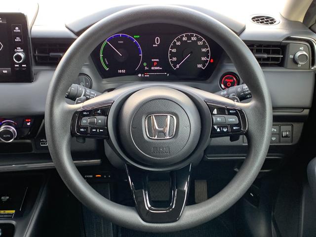 ヴェゼル ｅ：ＨＥＶＸ　ホンダセンシング・ＨＯＮＤＡコネクトディスプレイ・フルセグ・ＵＳＢ接続・Ｂｌｕｅｔｏｏｔｈ接続・バックカメラ・パーキングセンサー・電子パーキングブレーキ・前列シートヒーター・オートＬＥＤヘッドライト・（4枚目）