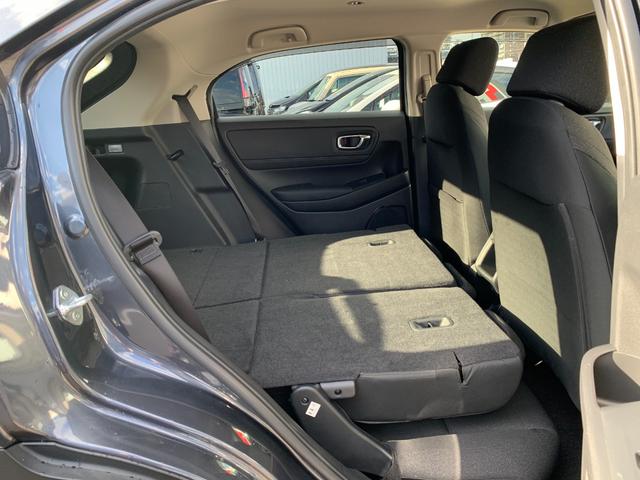 ヴェゼル ｅ：ＨＥＶＸ　ホンダセンシング・ＨＯＮＤＡコネクトディスプレイ・フルセグ・ＵＳＢ接続・Ｂｌｕｅｔｏｏｔｈ接続・バックカメラ・パーキングセンサー・電子パーキングブレーキ・前列シートヒーター・オートＬＥＤヘッドライト・（38枚目）