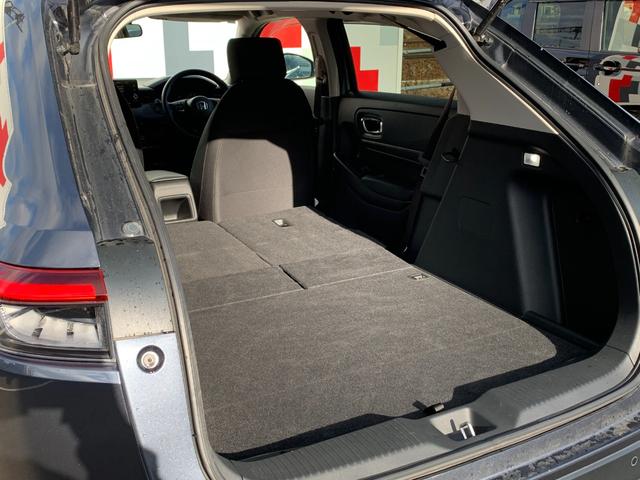 ヴェゼル ｅ：ＨＥＶＸ　ホンダセンシング・ＨＯＮＤＡコネクトディスプレイ・フルセグ・ＵＳＢ接続・Ｂｌｕｅｔｏｏｔｈ接続・バックカメラ・パーキングセンサー・電子パーキングブレーキ・前列シートヒーター・オートＬＥＤヘッドライト・（44枚目）