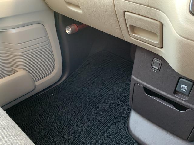 Ｎ－ＢＯＸ Ｇ・Ｌターボホンダセンシング　ホンダセンシング・純正ナビ・フルセグ・ＣＤ／ＤＶＤ・Ｂｌｕｅｔｏｏｔｈ接続・バックカメラ・両側電動スライドドア・オートＬＥＤヘッドライト・社外フロアマット・前列シートヒーター・ＥＴＣ・パドルシフト・（21枚目）