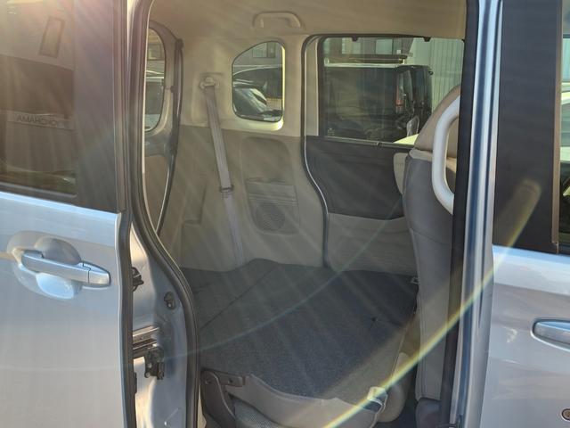 Ｎ－ＢＯＸ Ｇ・Ｌターボホンダセンシング　ホンダセンシング・純正ナビ・フルセグ・ＣＤ／ＤＶＤ・Ｂｌｕｅｔｏｏｔｈ接続・バックカメラ・両側電動スライドドア・オートＬＥＤヘッドライト・社外フロアマット・前列シートヒーター・ＥＴＣ・パドルシフト・（52枚目）