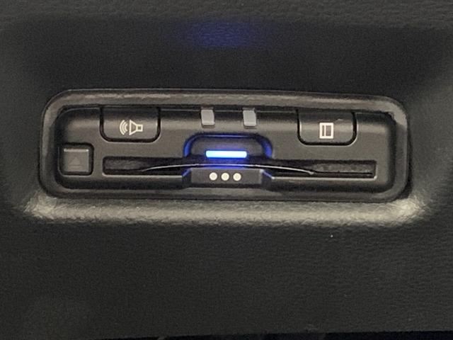 フィット ｅ：ＨＥＶホーム助手席回転シート車　助手席回転シート・ホンダセンシング・純正エンジンスターター・純正ナビ・フルセグ・ＣＤ／ＤＶＤ・Ｂｌｕｅｔｏｏｔｈ接続・バックカメラ・パーキングセンサー・社外ドライブレコーダー前後・ＬＥＤヘッドライト・（23枚目）