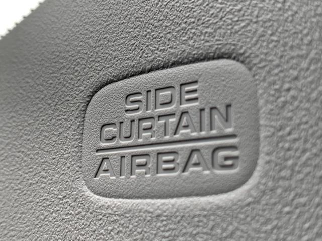 フィット ｅ：ＨＥＶホーム助手席回転シート車　助手席回転シート・ホンダセンシング・純正エンジンスターター・純正ナビ・フルセグ・ＣＤ／ＤＶＤ・Ｂｌｕｅｔｏｏｔｈ接続・バックカメラ・パーキングセンサー・社外ドライブレコーダー前後・ＬＥＤヘッドライト・（28枚目）