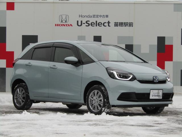 フィット ｅ：ＨＥＶホーム助手席回転シート車　助手席回転シート・ホンダセンシング・純正エンジンスターター・純正ナビ・フルセグ・ＣＤ／ＤＶＤ・Ｂｌｕｅｔｏｏｔｈ接続・バックカメラ・パーキングセンサー・社外ドライブレコーダー前後・ＬＥＤヘッドライト・（57枚目）