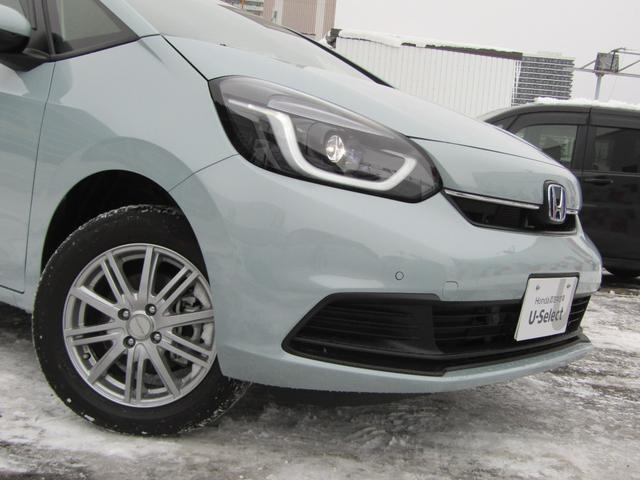 フィット ｅ：ＨＥＶホーム助手席回転シート車　助手席回転シート・ホンダセンシング・純正エンジンスターター・純正ナビ・フルセグ・ＣＤ／ＤＶＤ・Ｂｌｕｅｔｏｏｔｈ接続・バックカメラ・パーキングセンサー・社外ドライブレコーダー前後・ＬＥＤヘッドライト・（58枚目）