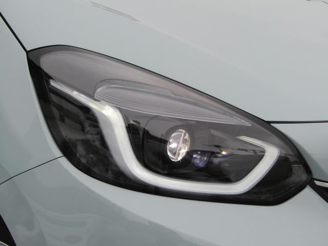 フィット ｅ：ＨＥＶホーム助手席回転シート車　助手席回転シート・ホンダセンシング・純正エンジンスターター・純正ナビ・フルセグ・ＣＤ／ＤＶＤ・Ｂｌｕｅｔｏｏｔｈ接続・バックカメラ・パーキングセンサー・社外ドライブレコーダー前後・ＬＥＤヘッドライト・（59枚目）