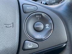 �������ץƥ��֥��롼������ȥ�����ʣ��ãáˢ������֤Ȥμִֵ�Υ��ݻ����ʤ��顢���ꤷ����®��Ǽ�ưŪ�˲ø�®�λٱ��Ԥ��ޤ�����®ƻϩ��Ĺ��Υ��ž�κݤ������ʵ�ǽ�Ǥ��� 5