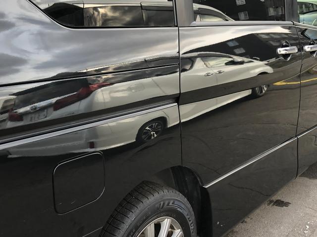セレナ ハイウェイスター　プロパイロットエディション　４ＷＤ　禁煙車　寒冷地仕様　プロパイロット　インテリジェントエマージェンシーブレーキ　両側パワースライドドア　左側ハンズフリーオートスライドドア　デュアルバックドア　クリアランスソナー　オートライト（18枚目）