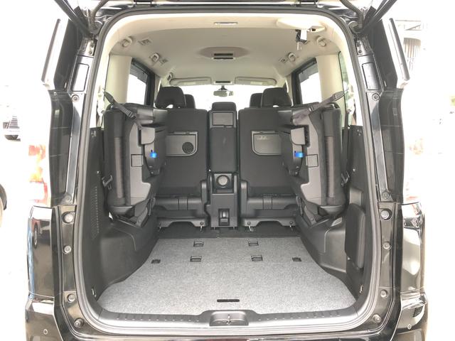 セレナ ハイウェイスター　プロパイロットエディション　４ＷＤ　禁煙車　寒冷地仕様　プロパイロット　インテリジェントエマージェンシーブレーキ　両側パワースライドドア　左側ハンズフリーオートスライドドア　デュアルバックドア　クリアランスソナー　オートライト（75枚目）