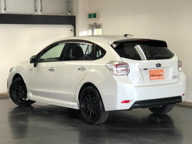 インプレッサスポーツハイブリッド ハイブリッド２．０ｉ－Ｓアイサイト　４ＷＤ　禁煙車　アイサイト　純正ナビＴＶ　バックカメラ　パドルシフト　クルーズコントロール　ＥＴＣ　プッシュスタートキーレス　アイドリングストップ　社外アルミ（9枚目）