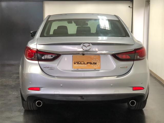 アテンザセダン ＸＤ　Ｌパッケージ　４ＷＤ　禁煙車　寒冷地仕様　マツダコネクト　ｉーＡＣＴＩＶＳＥＮＳＥ　純正ナビＴＶ　バックカメラ　シートヒーター　ＬＥＤヘッドライト　革シート　ヘッドアップディスプレイ　クルーズコントロール（8枚目）