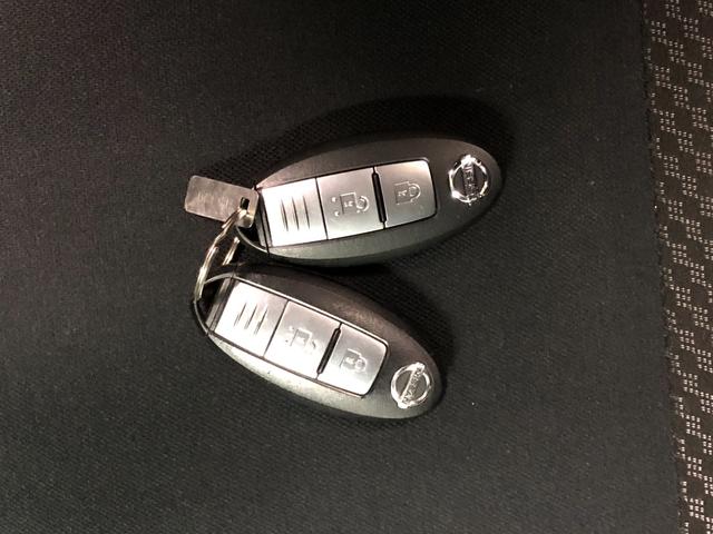 ノート Ｘ　ＦＯＵＲ　４ＷＤ　寒冷地仕様　社外ナビ　バックカメラ　エマージェンシーブレーキ　レーンアシスト　オートマチックハイビーム　２ＷＤ⇔４ＷＤ切替　ＥＴＣ　プッシュスタート　キーレス（44枚目）