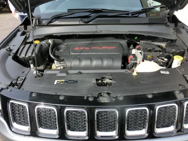 ジープ・コンパス リミテッド beatsモデル・シートヒーター・バックカメラ・純正ナビ・TV・革シート・ETC・本州仕入(4枚目)