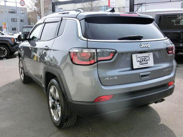 ジープ・コンパス リミテッド beatsモデル・シートヒーター・バックカメラ・純正ナビ・TV・革シート・ETC・本州仕入(16枚目)