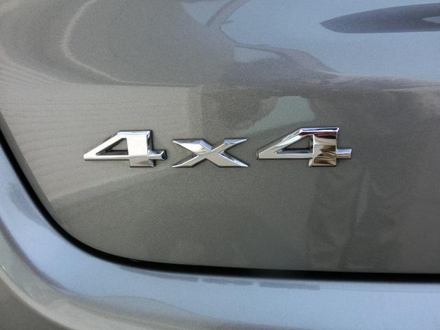 ジープ・コンパス リミテッド beatsモデル・シートヒーター・バックカメラ・純正ナビ・TV・革シート・ETC・本州仕入(25枚目)