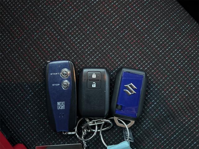 スペーシア ハイブリッドＧ　４ＷＤ　ＥＴＣ　両側スライドドア　ナビ　ＴＶ　クリアランスソナー　衝突被害軽減システム　オートライト　スマートキー　アイドリングストップ　電動格納ミラー　シートヒーター　ベンチシート　ＣＶＴ（8枚目）