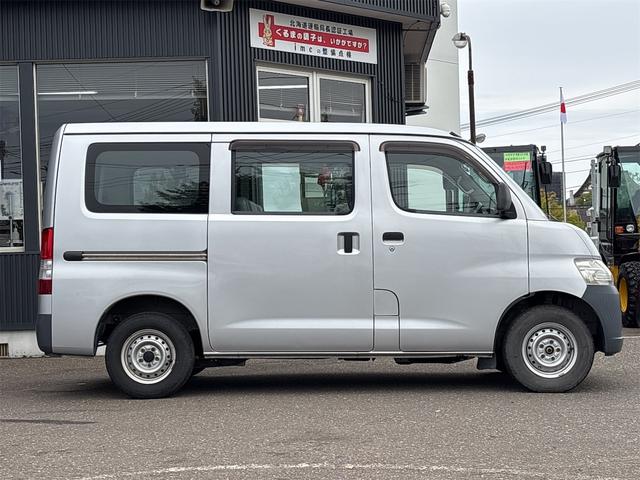 TOYOTA TOWNACE VAN DX