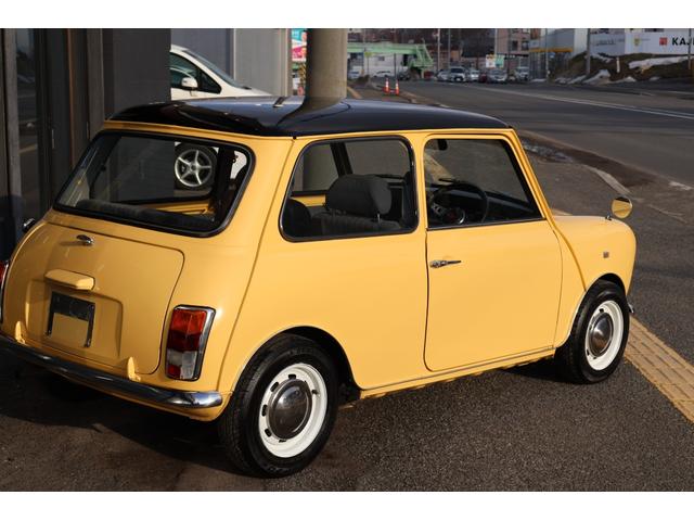 ＭＩＮＩ メイフェア　１０００ｃｃ　ＳＵキャブレター　４速マニュアル　オリジナル車（4枚目）